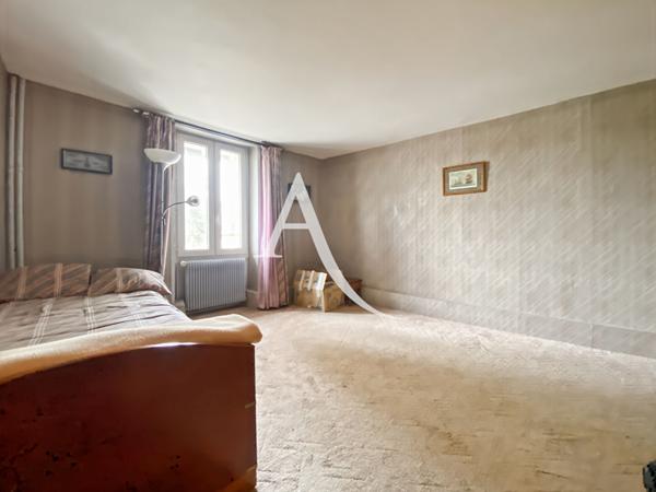 Maison Bois d'Arcy 7 pièce(s) 5 chambres .