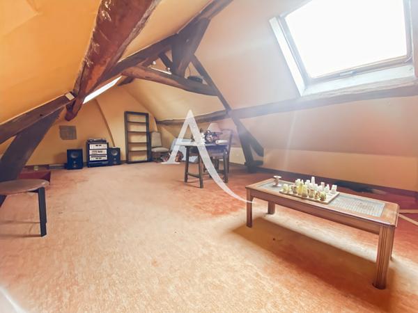 Maison Bois d'Arcy 7 pièce(s) 5 chambres .