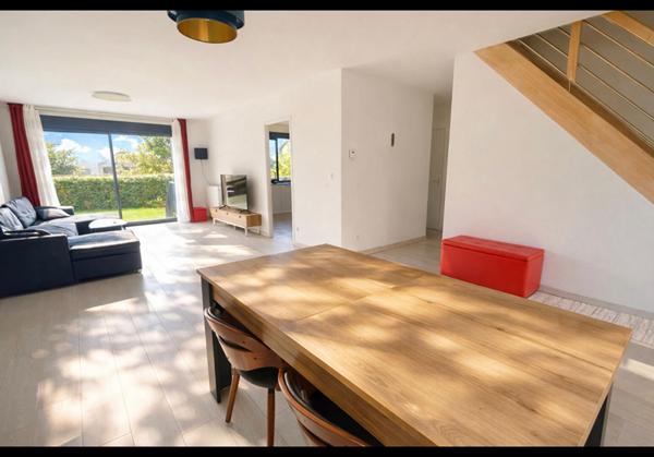 Carrieres-sur-Seine, maison de 2020 , 147 m2, 5 chambres, sous-sol, garage et jardin,