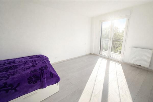 Carrieres-sur-Seine, maison de 2020 , 147 m2, 5 chambres, sous-sol, garage et jardin,