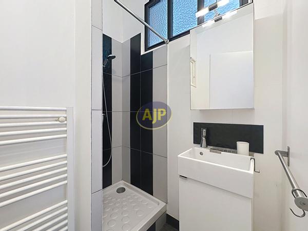Appartement à vendre Nantes - 1 pièces, 28m² avec 0 chambre(s) à 135 900€ - AJP Immobilier Nantes Jouzel