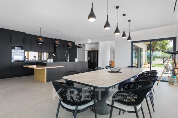 Grimaud - Villa contemporaine vue mer