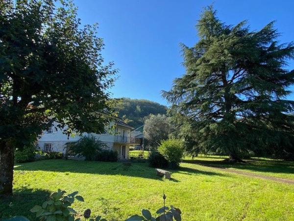 Maison 7 P - 156 m² habitables (1 logement 47 m² en rez de chaussée)