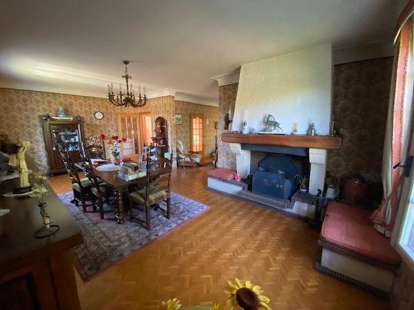 Maison 7 P - 156 m² habitables (1 logement 47 m² en rez de chaussée)