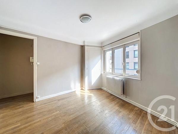Appartement F3 à vendre  3 pièces - 46,50 m 2   NANCY  - 54
