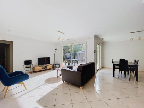 Plain-pied, calme et sans vis-à-vis : une maison familiale à Magonty