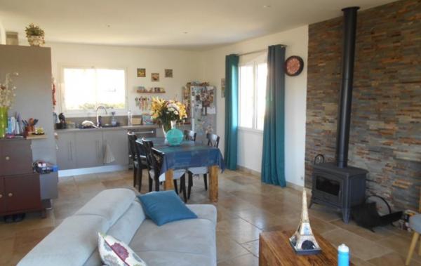 Vente Villa Avec jardin Beauvoisin   