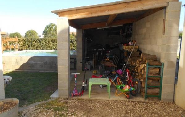 Vente Villa Avec jardin Beauvoisin   