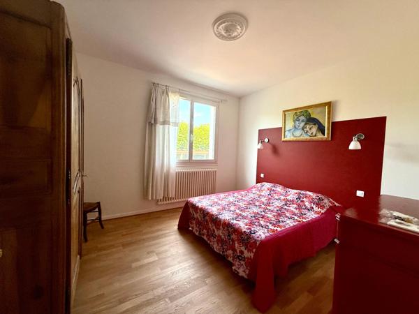 Villa 8 pièces – 150 m² – Centre de Lavaur - garage - studio/local de 30 m2