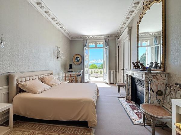 Vente Appartement de luxe Pau 8 Pièces 300 m²