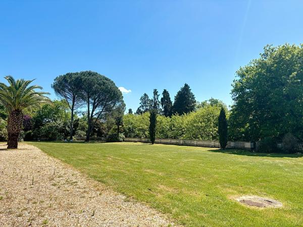 Vente Appartement de luxe Pau 8 Pièces 300 m²