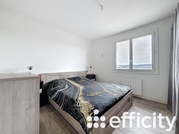 Maison 4 pièces - 93 m² Exclusivité efficity