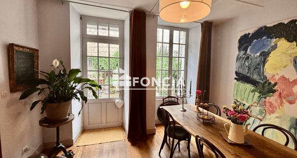 À vendre Maison 6 pièces 210 m² - Niort 79000