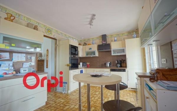 Maison à vendre    4 pièces •  Bernay