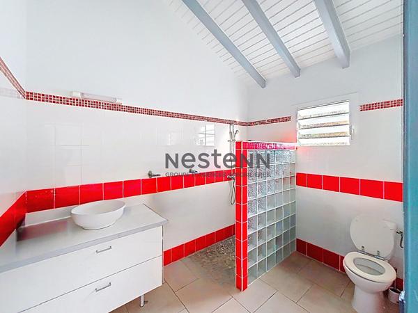 À VENDRE À BAIE-MAHAULT MAISON DE TYPE F4 DE 116 m2 SUR UN TERRAIN DE 986 m2