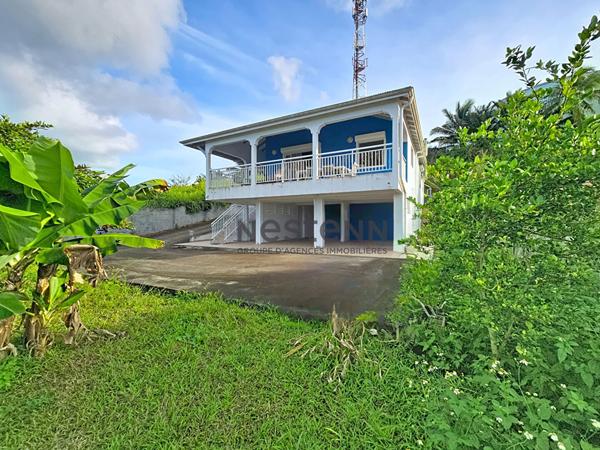 À VENDRE À BAIE-MAHAULT MAISON DE TYPE F4 DE 116 m2 SUR UN TERRAIN DE 986 m2