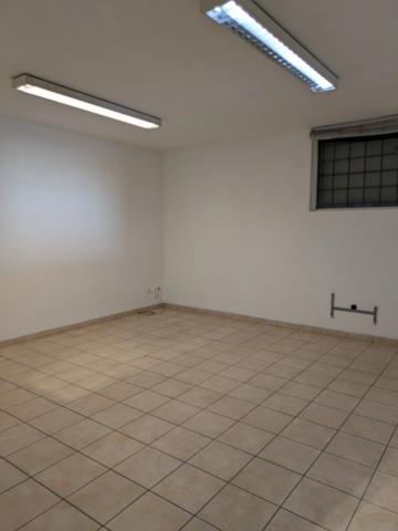 Local commercial à louer proche de CHAMBERY (73)576 m²