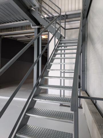 Local commercial à louer proche de CHAMBERY (73)576 m²