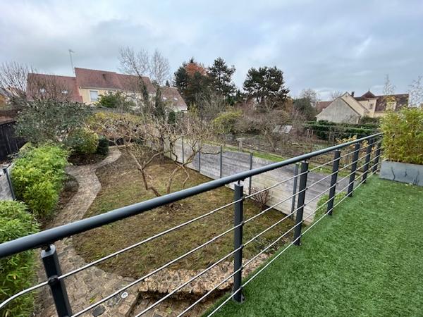 Arpajon (91290) ARPAJON - Maison individuelle - F6 - Sous-sol total - Jardin avec dépendance F2