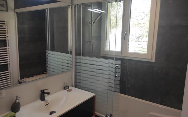 Appartement à vendre    6 pièces • 118 m2 Avrillé