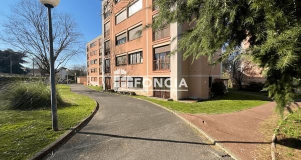 À vendre Appartement 2 pièces 42.74 m² - Corbeil-essonnes 91100