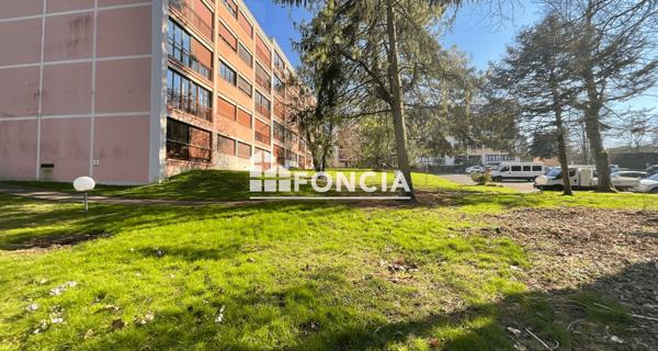 À vendre Appartement 2 pièces 42.74 m² - Corbeil-essonnes 91100