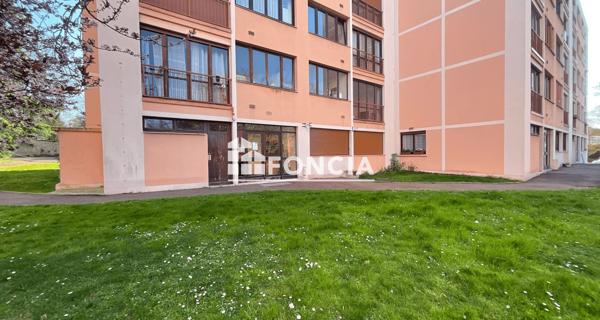 À vendre Appartement 2 pièces 42.74 m² - Corbeil-essonnes 91100