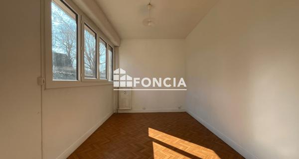 À vendre Appartement 2 pièces 42.74 m² - Corbeil-essonnes 91100