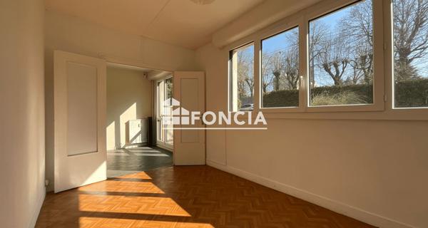 À vendre Appartement 2 pièces 42.74 m² - Corbeil-essonnes 91100