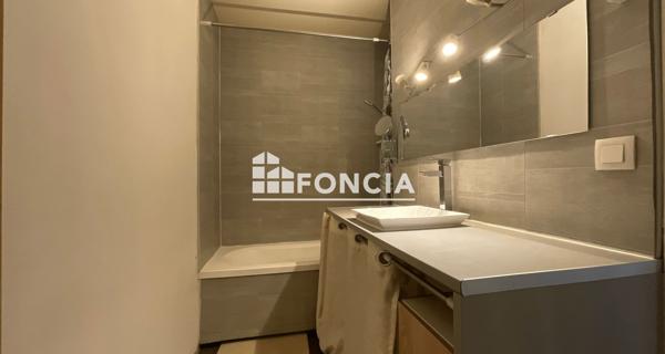 À vendre Appartement 2 pièces 42.74 m² - Corbeil-essonnes 91100