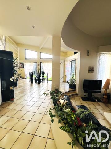 Maison à vendre 5 pièces 172 m² Le Houga