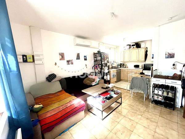 Maison louée à Coursan - Référence V1347CG