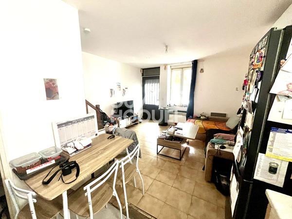 Maison louée à Coursan - Référence V1347CG