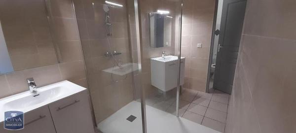 Appartement à louer 2 pièces 47m²