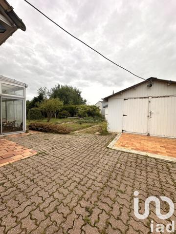 Maison 5 pièces de 80 m² à Auchel (62260)