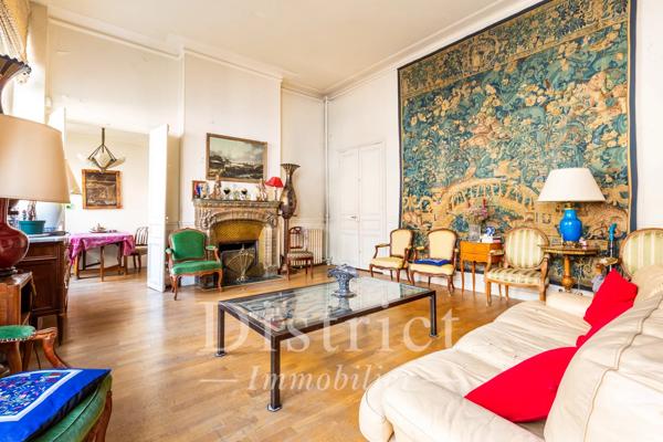 # Appartement – 80m² – Paris 7ème