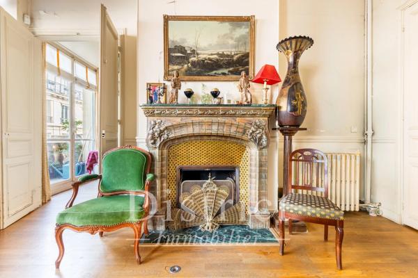 # Appartement – 80m² – Paris 7ème