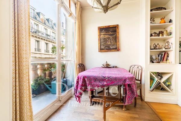 # Appartement – 80m² – Paris 7ème