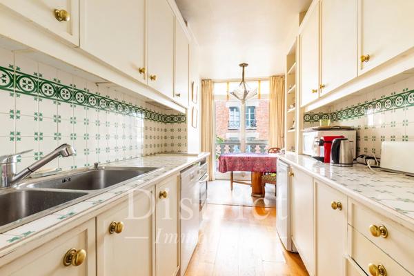 # Appartement – 80m² – Paris 7ème