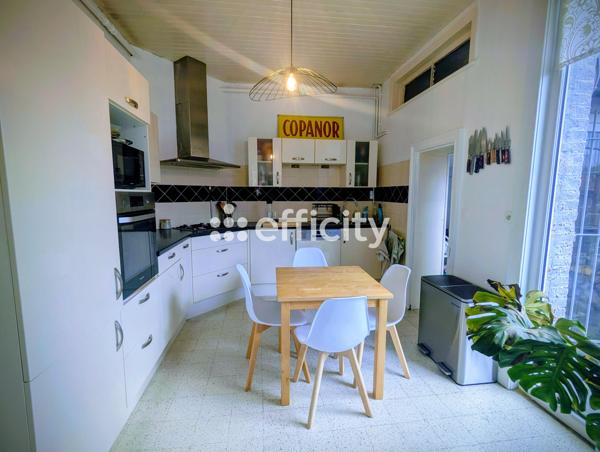 Maison 6 pièces - 161 m² Exclusivité efficity