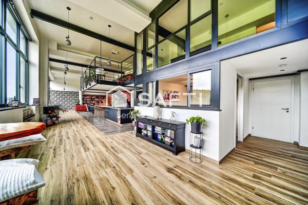 Splendide loft 243 m2  Grand bureaux de senelle