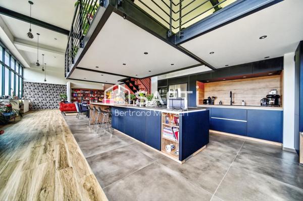 Splendide loft 243 m2  Grand bureaux de senelle