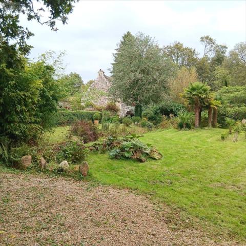 Autres types de maison à vendre à Plonévez-du-Faou dans le Finistère (29530), ref : 29064-1061156