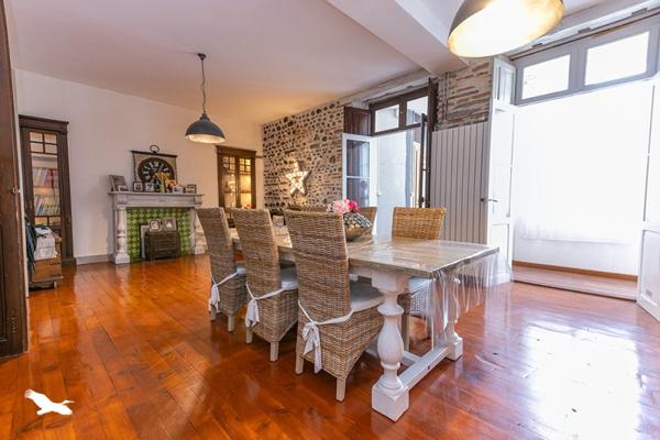 Appartement à vendre |  Pau |  5 pièces | 197 m²