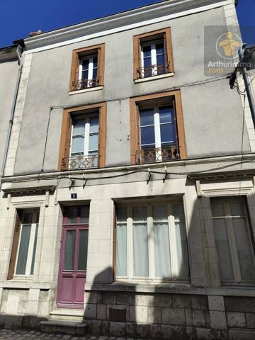 Vente                                                      Maison
                        
                     13 pièces                      183 m2                     à Beaugency