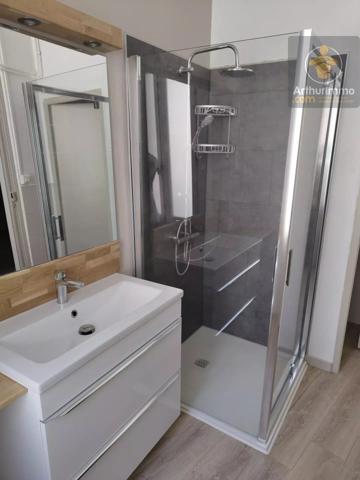 Vente                                                      Maison
                        
                     13 pièces                      183 m2                     à Beaugency