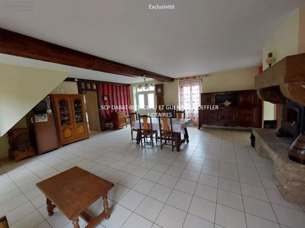 Maison à vendre à Saint-Hilaire-du-Harcouët dans la Manche (50600), ref : 8322