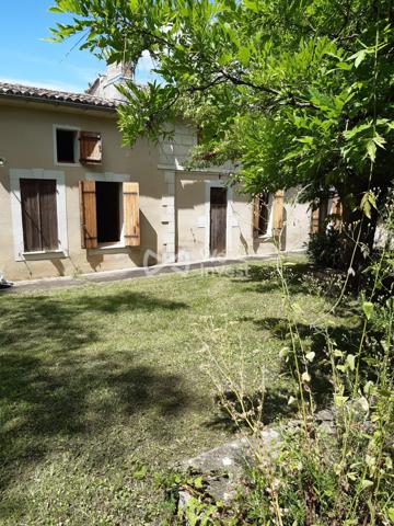 MAISON EN PIERRE