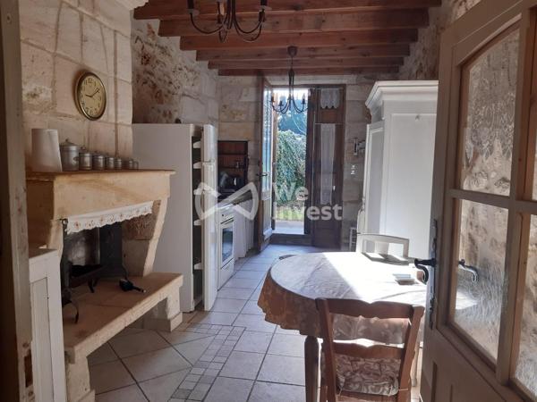 MAISON EN PIERRE