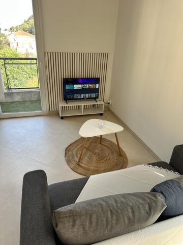 T2 / BAIL MEUBLÉ ETUDIANT 9 mois / 50m² + terrasse